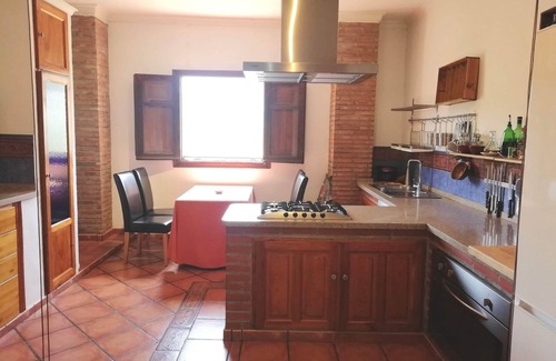 Felix Apartment | ROMANTIC STUDIO IN BEAUTIFUL RIVER VILLA NEAR THE SEA