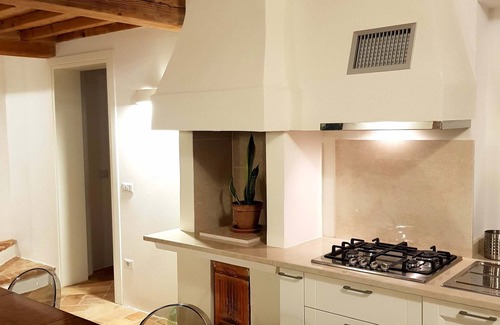 Monsano Apartment | Romantic suite with jacuzzi in manor house with pool and sea view