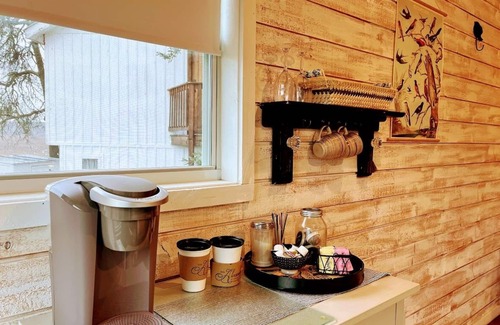 Dripping Springs Cottage | Romantic Treehouse Studio Suite overlooking the Texas Hill Country