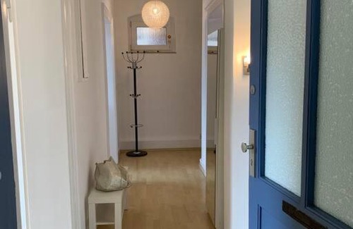 Leinhausen Apartment | Romantische 3Zi Wohnung, 100m S-UBahn Herrenhausen