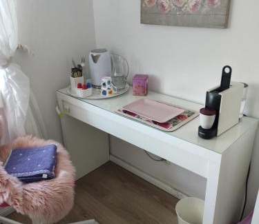 Bielefeld House | Romantischer Traum, nur 1 Tag im voraus zu buchen, mit TV inkl Netflix