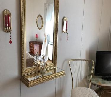 Oulu Apartment | Romanttinen Retrokaksio