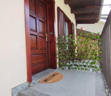 Domodossola Apartment | Romeo 32