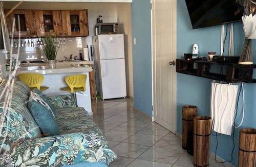 Aguadilla Pueblo Apartment | Rompeolas Ocean View 2 bedroom apartment Aguadilla Pueblo