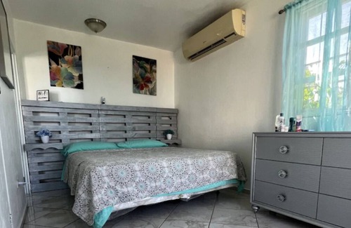 Aguadilla Pueblo Apartment | Rompeolas Ocean View 2 bedroom apartment Aguadilla Pueblo