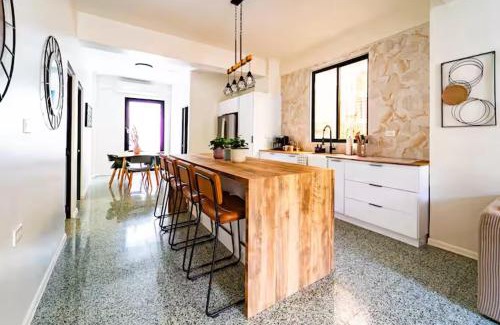 Aguadilla Pueblo House | Rompeolas