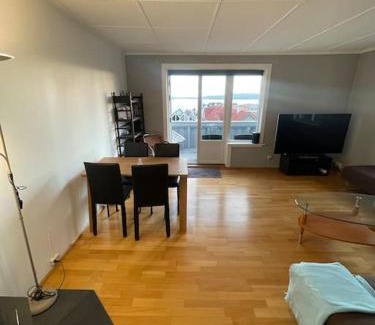 Sandviken Apartment | Romslig leilighet i Sandviken