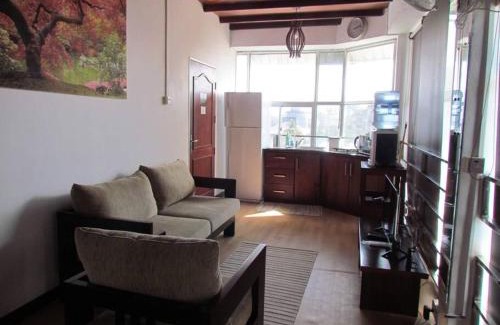 Milagiriya Apartment | Rooftop Attic