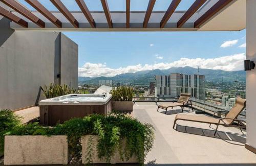 Mata Redonda Apartment | Rooftop Jacuzzi and city view