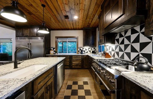 Broken Bow Cabin | Rooftop Patio Fun New Luxury Cabin with Pool, Indoor 3-Story Slide, Pet Friendly