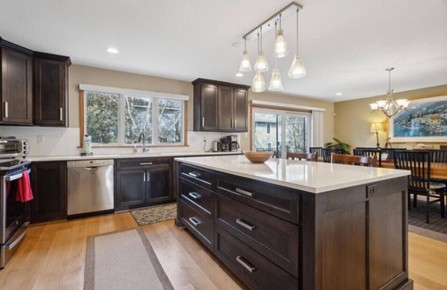 Croatan Beach House | Rooftop Views + Pool | Walk to Beach