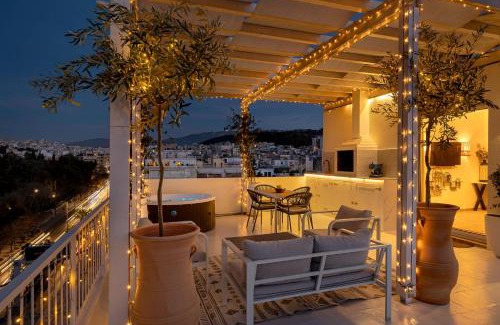Mousio Apartment | Rooftops of Athens - Areos Studio Jacuzzi & View