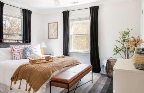 Virginia Highland House | Rook's Corner