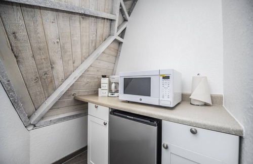 Clermont Apartment | Room 03 - Lake Sumner