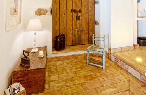 Mertola Bed & Breakfast | Room 1- Aunt Amália's house