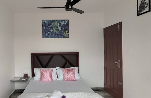 Sea View Ward Bed & Breakfast | Room 4. Dune Homes. Bed and Breakfast Homestay