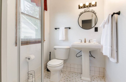 Balsam Lake House | Room 5 Boutique Hotel Balsam Lake, WI