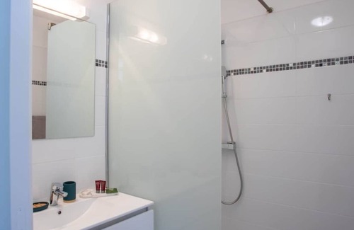 Saint-Francois Hotel | Room 7 "Le Palmier Royal"