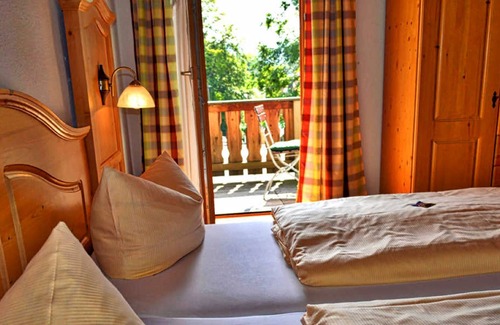 Gmund am Tegernsee Apartment | Room 8 lake view - Gasthof am Gasteig