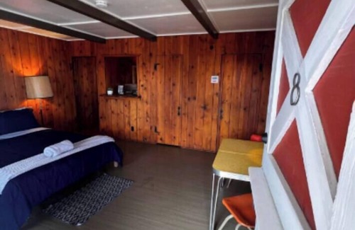 Joshua Tree Hotel | Room #8