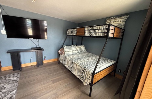 Walden Hotel | Room 9 - Caribou Crossing Motel