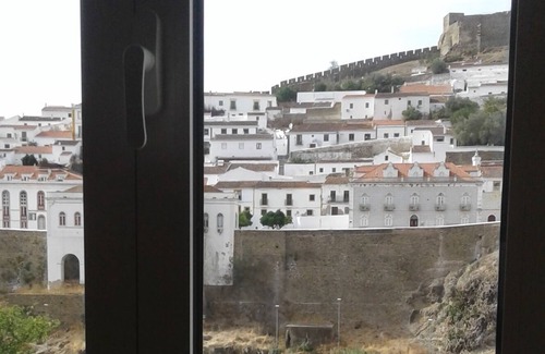 Mertola House | Room 9- Casa Amarela
