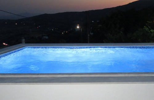 Pitrofos House | Room-andoni's House in Pitrofos Andros i