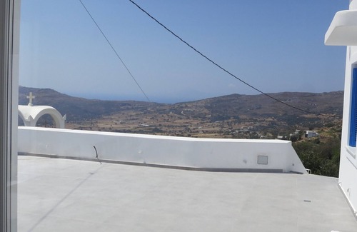Pitrofos House | Room-andoni's House in Pitrofos Andros i