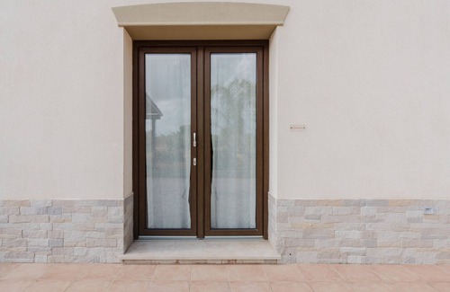 Rilievo Apartment | Room 'Azzarola' with Shared Garden, Wi-Fi and Air Conditioning