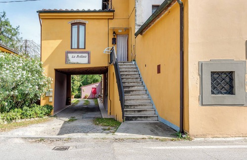 Empoli House | Room 'Blu' with Shared Garden, Wi-Fi and Air Conditioning