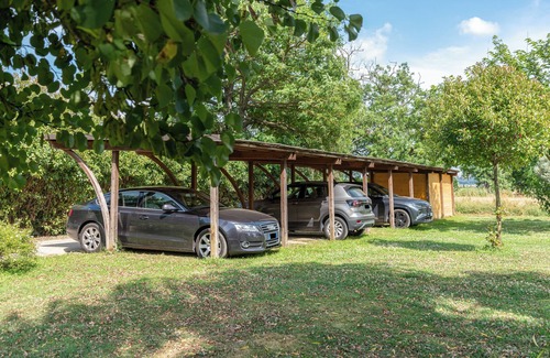 Empoli House | Room 'Blu' with Shared Garden, Wi-Fi and Air Conditioning
