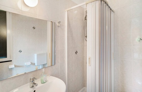 Ranzo Other | Room 'Camera Caterino' with Sea View, Shared Garden and Wi-Fi
