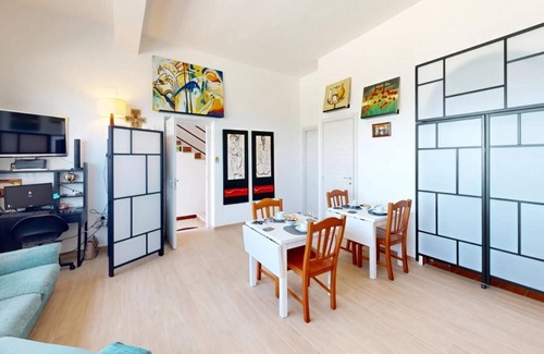 Briatico Bed & Breakfast | Room 'Camera Girasole' with Wi-Fi and Air Conditioning