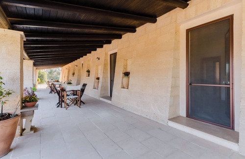 Casarano Apartment | Room 'Cedro' with Private Terrace, Wi-Fi and Air Conditioning