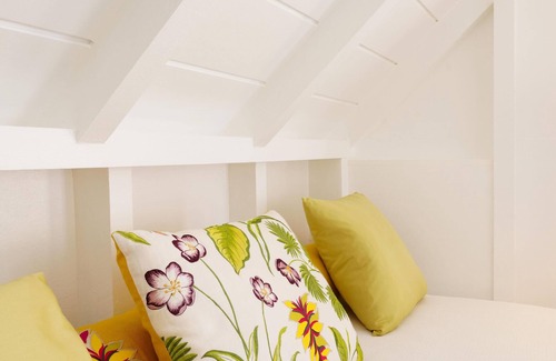 Grande Saline Cabin | Room Colibri .