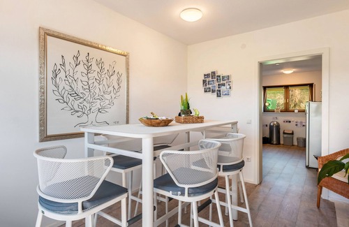 Horrenberg Apartment | Room 'Doppelzimmer 2' with Shared Terrace, Shared Garden and Wi-Fi