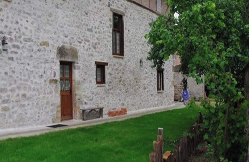 Agurain House | Room 'Habitacion Verde' with Shared Terrace, Shared Garden and Wi-Fi