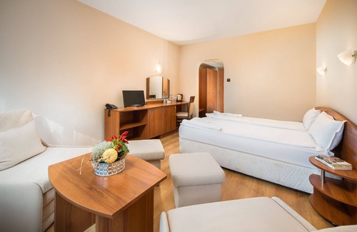 Borovets Bed & Breakfast | Room in B&B - Hotel Moura Double Room N5168