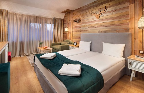 Borovets Bed & Breakfast | Room in B&B - Hotel Moura Deluxe Room N5187