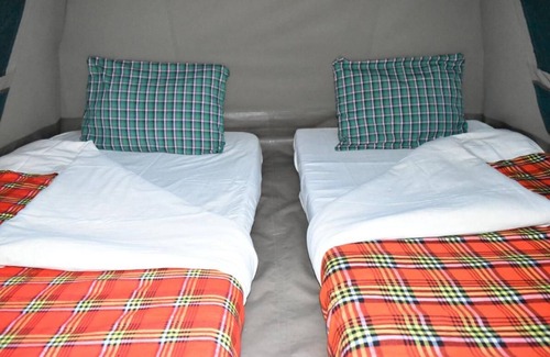 Nyakinama House | Room in B&B - Red Rocks Rwanda - Tent Twin
