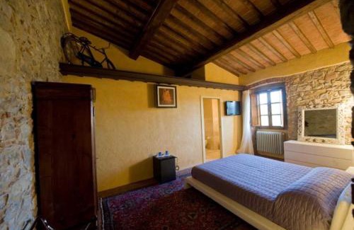 Santa Cristina a Mezzana House | Room in BB - Agriturismo Sottotono, nature and relax