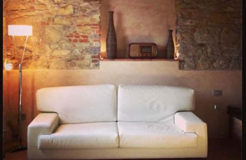 Santa Cristina a Mezzana House | Room in BB - L Agriturismo Sottototno located in the heart of Tuscan nature