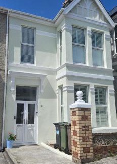 Plymouth House | Room in Beautiful Victorian Home