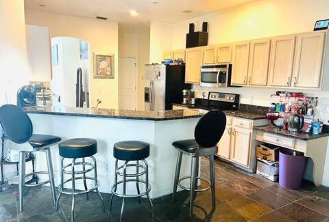 Citrus Park House | Room in citrus park and carollwood, close to the airport & downtown