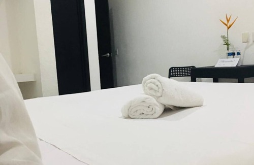 Santa Maria House | Room in Guest Room - Private Room With King Size bed Num023
