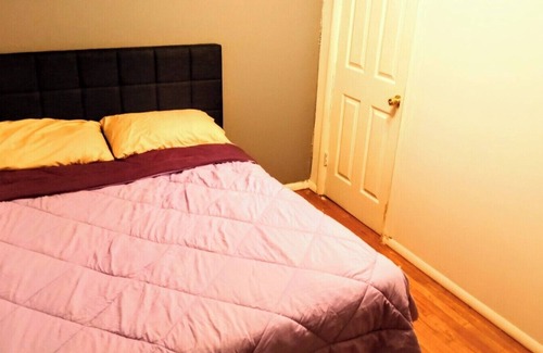 Midtown-Edmondson House | Room in Guest Room - Cozy Bedroom Close to Downtown