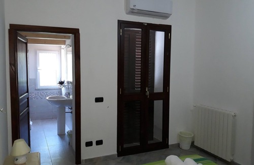 Buddittogliu Straulas House | Room in Guest Room - Super Comfort Room in Sardinia - Italy