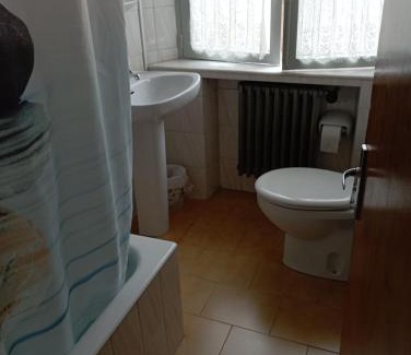 Luarca House | Room in Lodge - Double and single room - Pension Oria 1