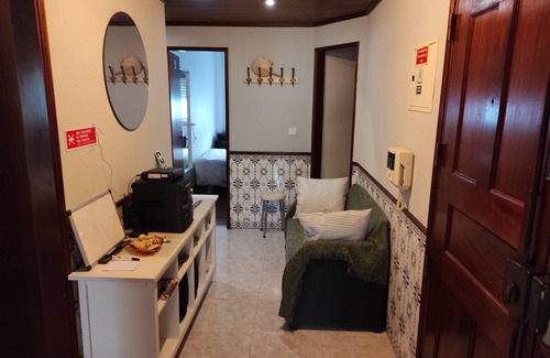 Corroios Apartment | Room in Guest House Patrocínio