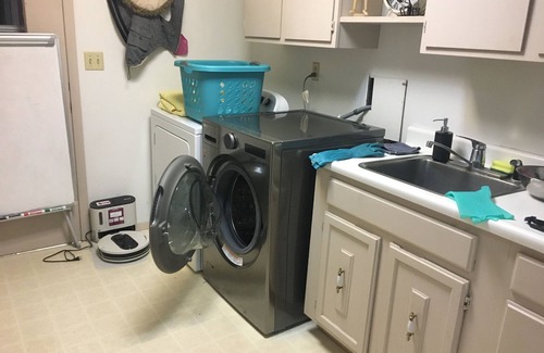 Custer House | Room in the nice house! Shared room for max two people. Kitchen, laundry, WiFi